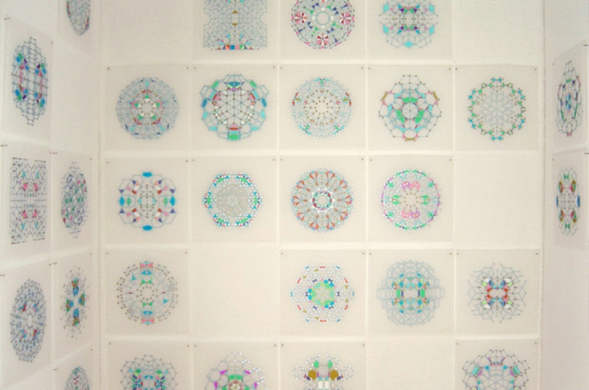 http://www.forum.mirunadragan.com/files/gimgs/th-17_void3drawing1.jpg