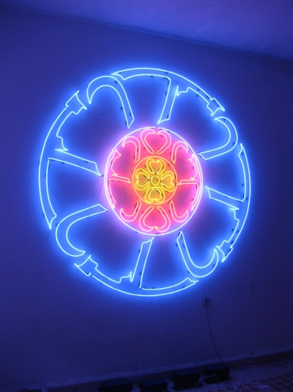 http://www.forum.mirunadragan.com/files/gimgs/th-20_VoidVIII5_site.jpg